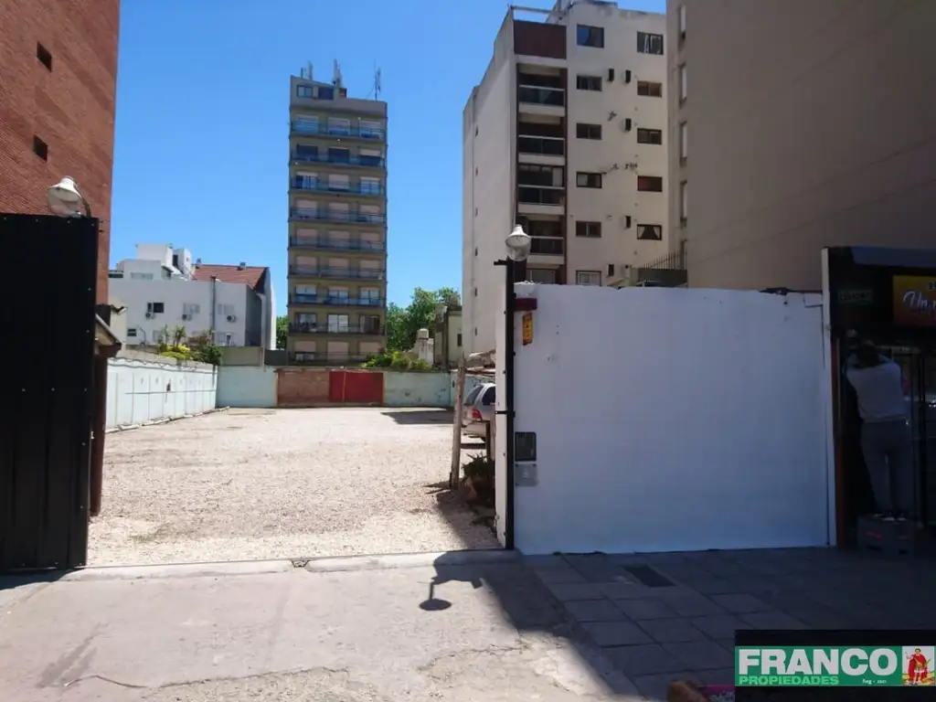 Foto de GRAN OPORTUNIDAD Terreno / Lote en venta de 750m2 ubicado en La Perla, imagen 5