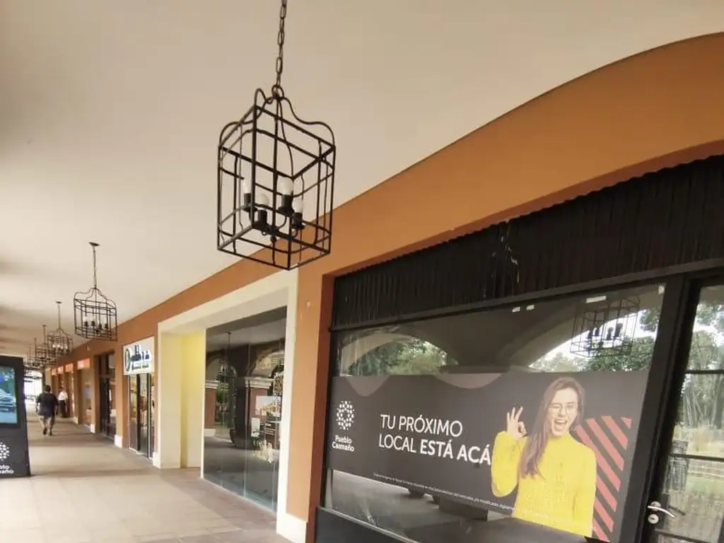 Foto de Locales en Alquiler en Pueblo Caamaño, Pilar, imagen 1