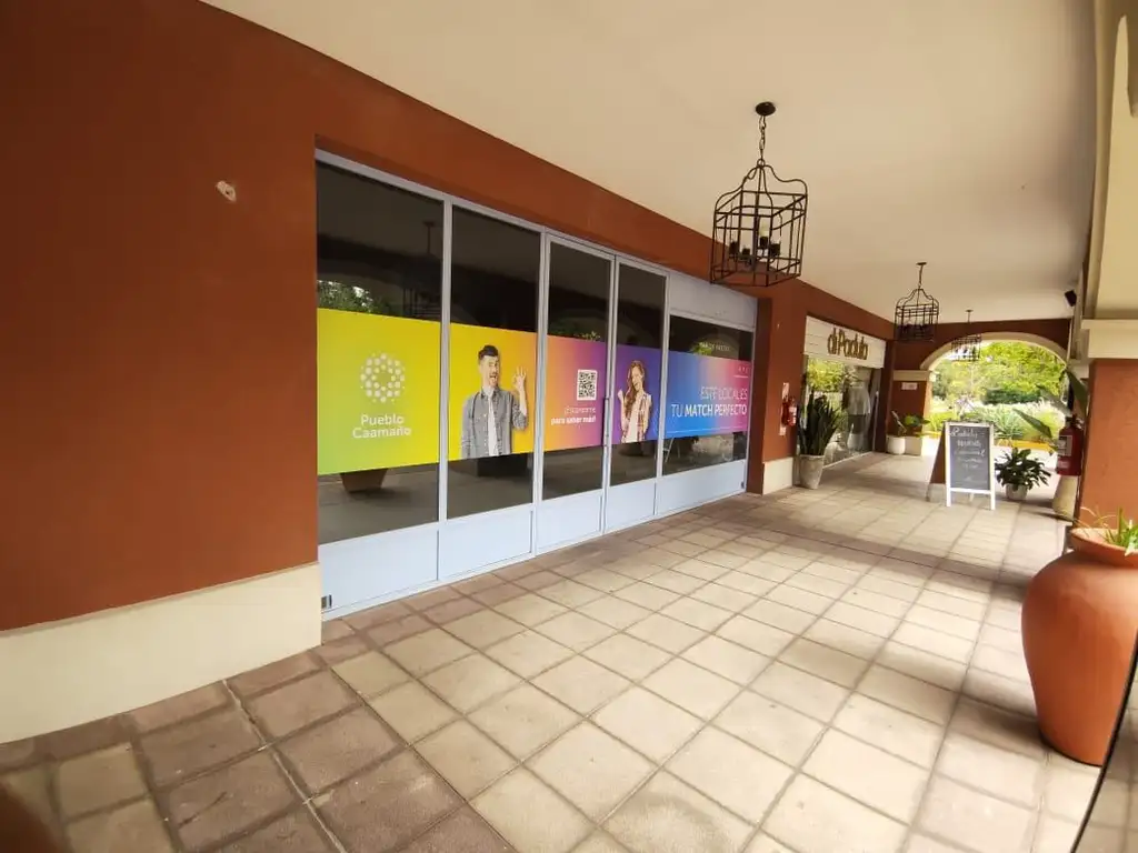 Foto de Locales en Alquiler en Pueblo Caamaño, Pilar, imagen 1