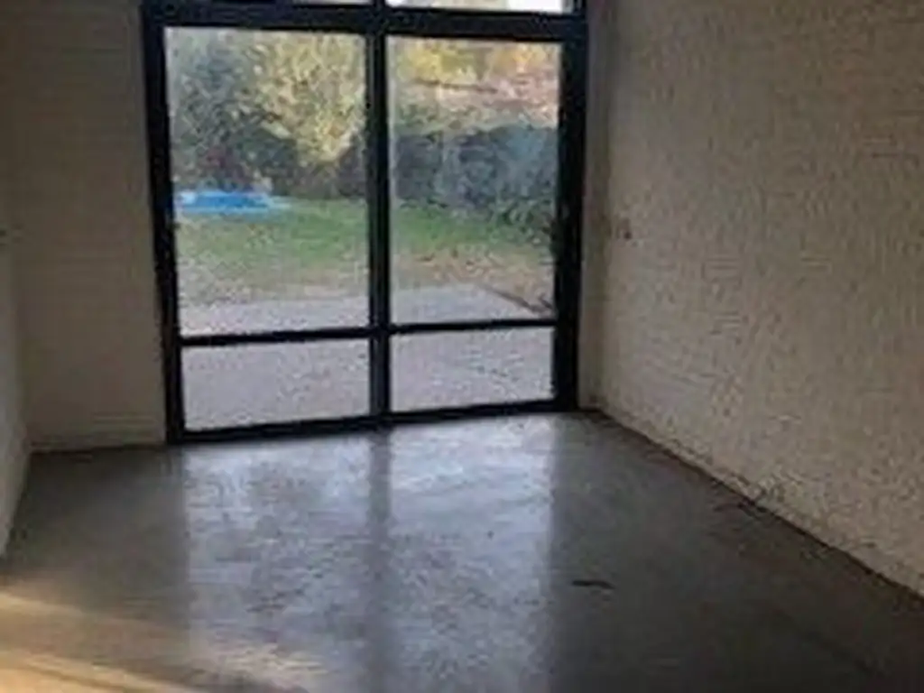 Foto de FUNES. ALQUILER CASA 1 DORM MAS COMODIN.PILETA, imagen 4