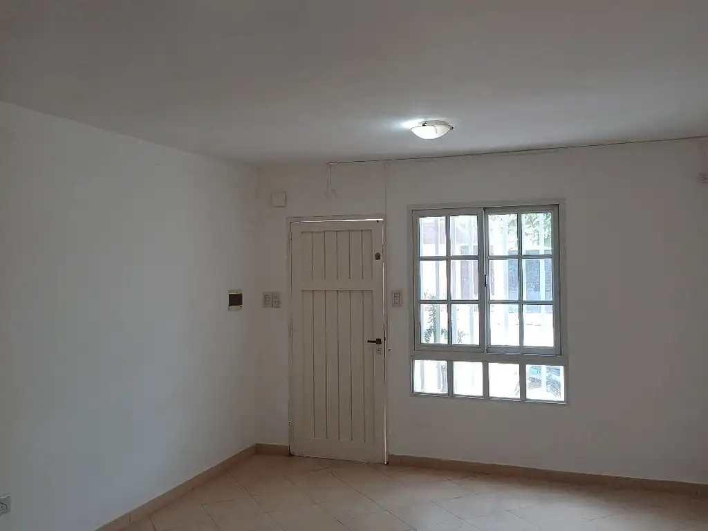Foto de DEPARTAMENTO 3 AMBIENTES - ZONA CENTRO, PRESIDENTE ROQUE SÁENZ PEÑA, imagen 5