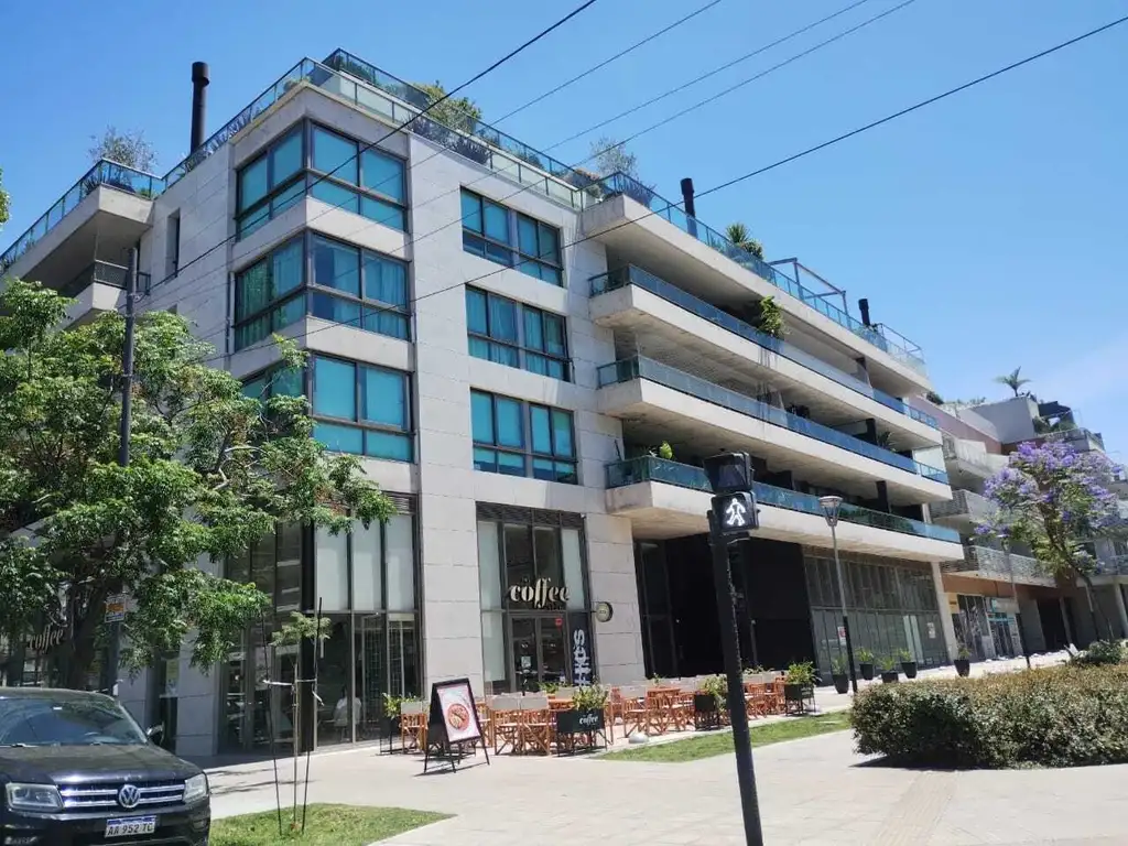 Foto de COCHERAS DE CATEGORIA EN EL EDIFICIO HOLD PARK DE VILLA URQUIZA, imagen 4