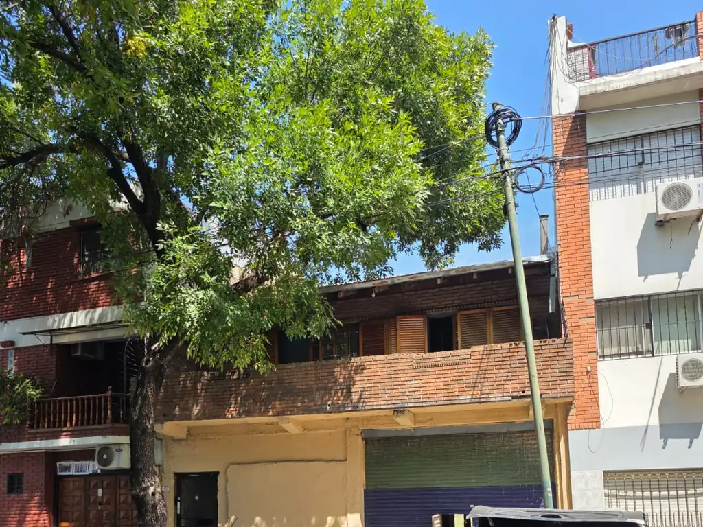Foto de Lote 8.66 x 31.00 actualmente galpon/deposito con vivienda arriba, imagen 2