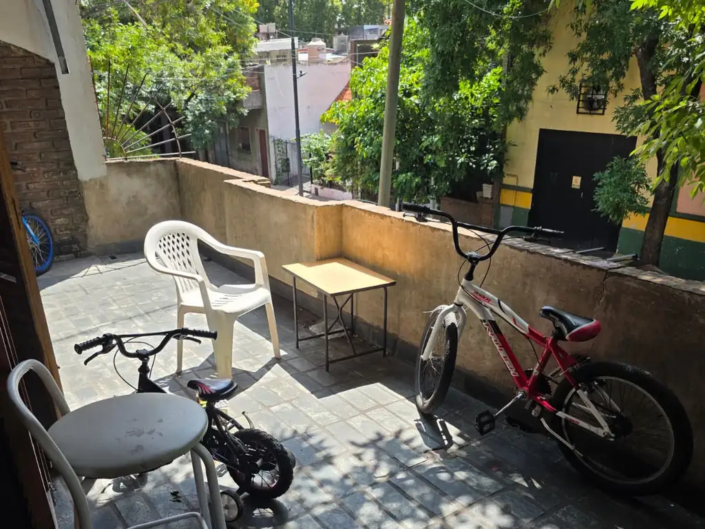 Foto de Lote 8.66 x 31.00 actualmente galpon/deposito con vivienda arriba, imagen 5
