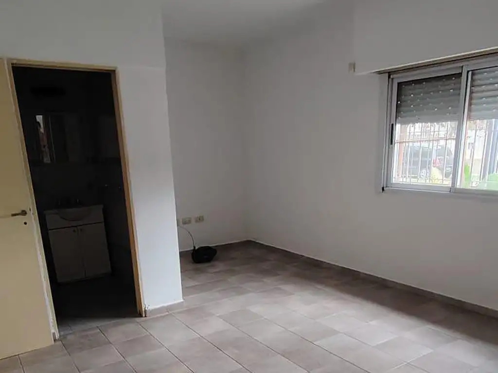 Foto de Muy Buena!! Casa 1 dorm- El Retiro, imagen 4