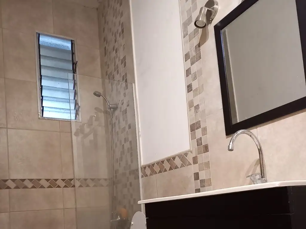 Foto de 2 ambientes con patio con parrilla en PLanta Baja -apto credito, imagen 1