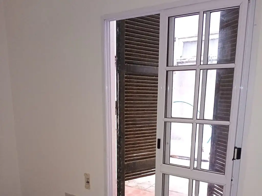 Foto de 2 ambientes con patio con parrilla en PLanta Baja -apto credito, imagen 3