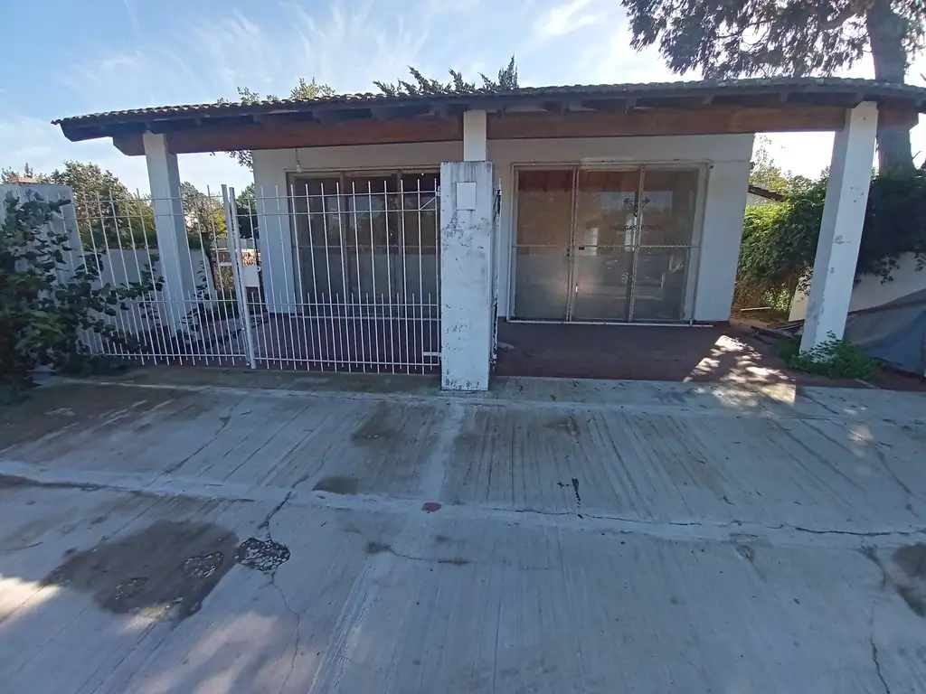 Foto de LOCAL Y CASA EN ALQUILER O VENTA SOBRE RUTA 8 Km 74, imagen 3