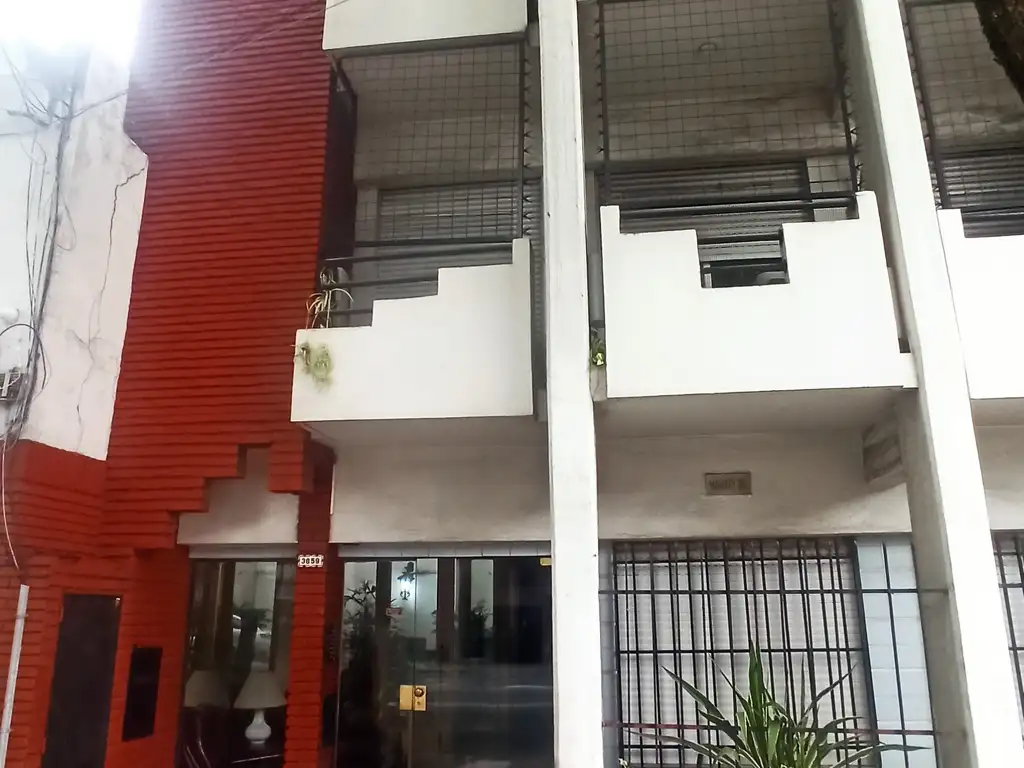 Foto de Excelente y amplio departamento al contrafrente, imagen 4