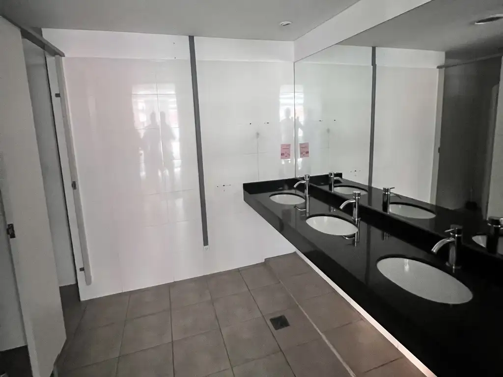 Foto de Excelente planta 1460m2, imagen 3