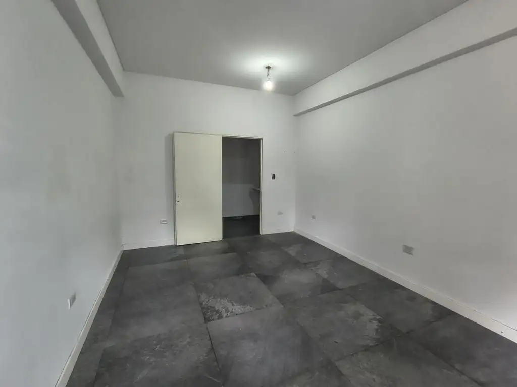 Foto de Local - Alquiler - Argentina, BARRACAS - HORNOS, GENERAL 1100, imagen 5