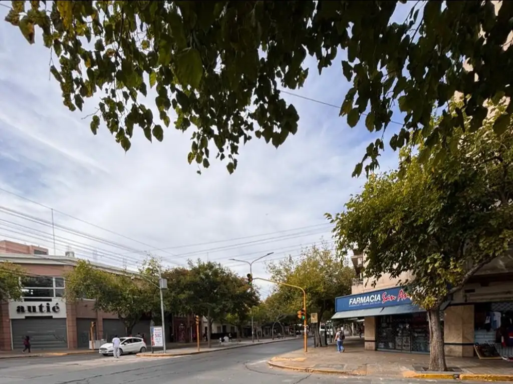Foto de LOCAL | 100 M2 | ESQUINA | LIBERTADOR | PLANTA LIBRE | CAPITAL, imagen 5