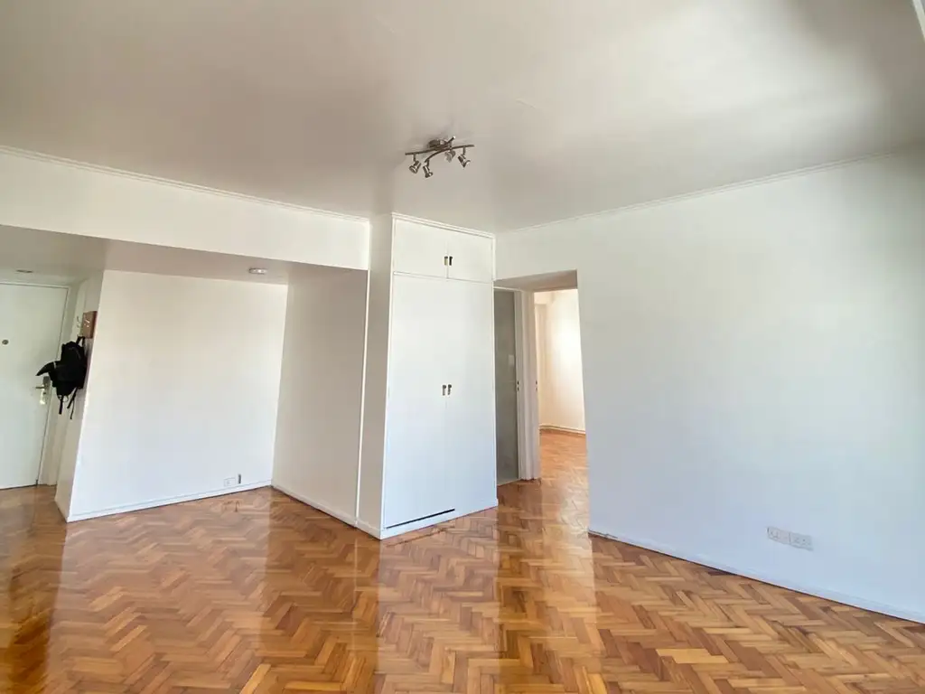Foto de Venta - Amplio y luminoso departamento de 3 Ambientes ubicado en el, imagen 1