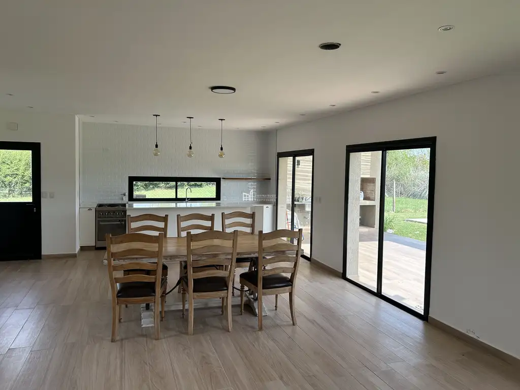 Foto de CASA EN VENTA - PUERTOS, ARAUCARIAS, imagen 5