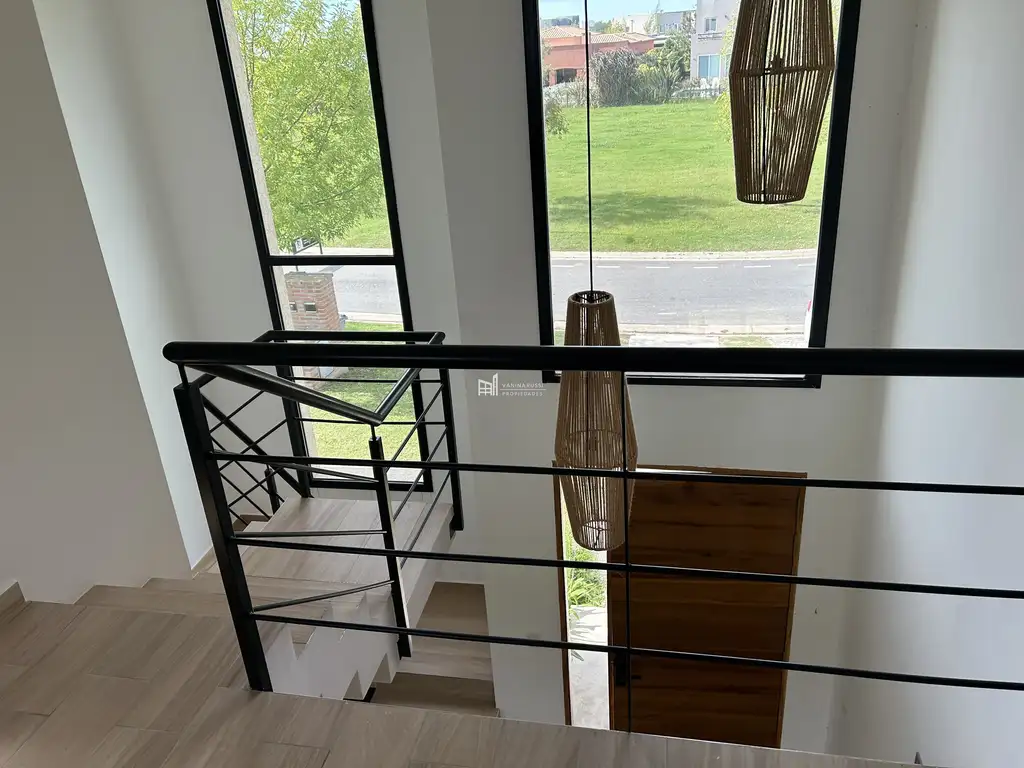 Foto de CASA EN VENTA - PUERTOS, ARAUCARIAS, imagen 3
