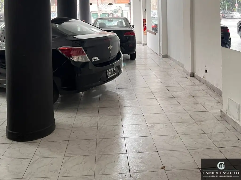 Foto de Local comercial en alquiler ubicado en Villa Luro, imagen 3