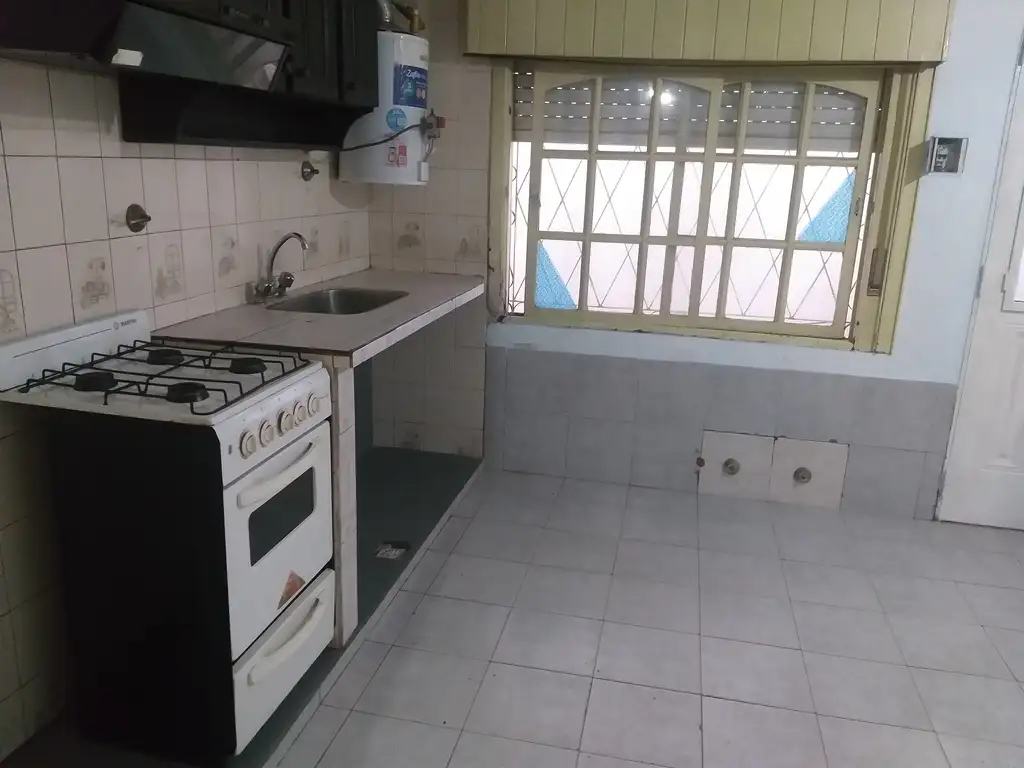 Foto de Departamento Monoambiente Dividido. Morón Norte, imagen 3