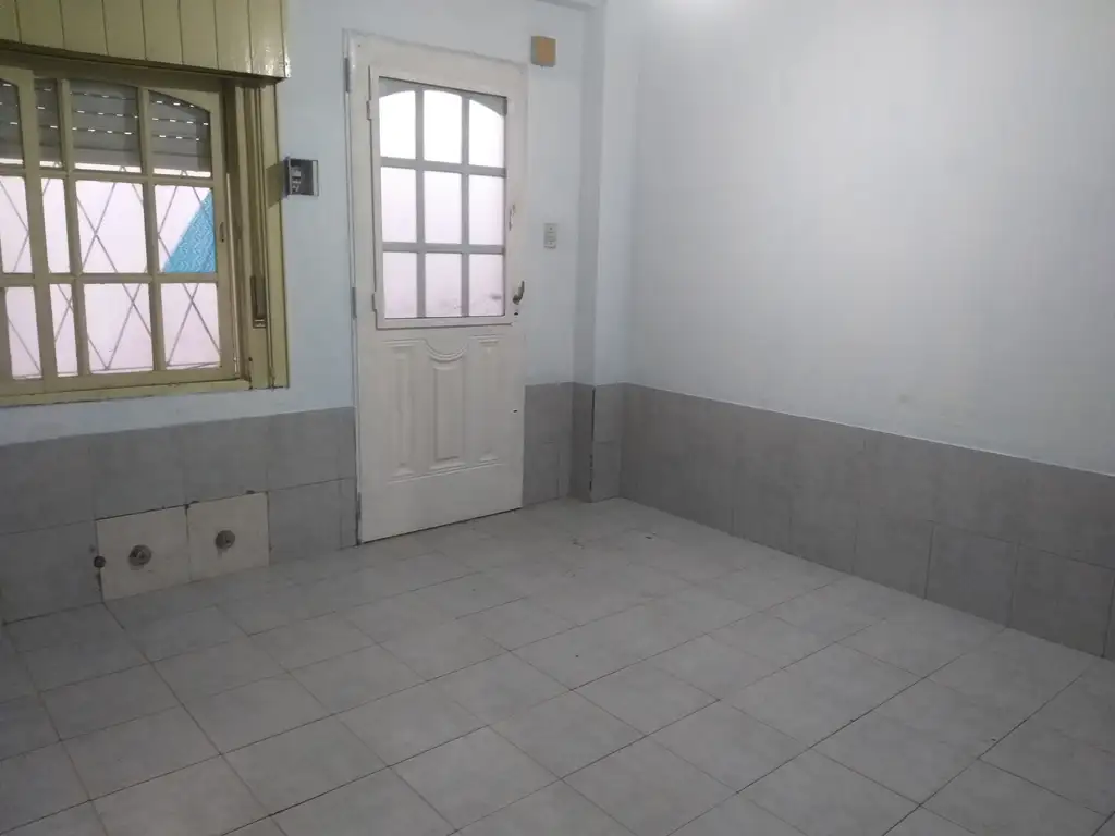Foto de Departamento Monoambiente Dividido. Morón Norte, imagen 5