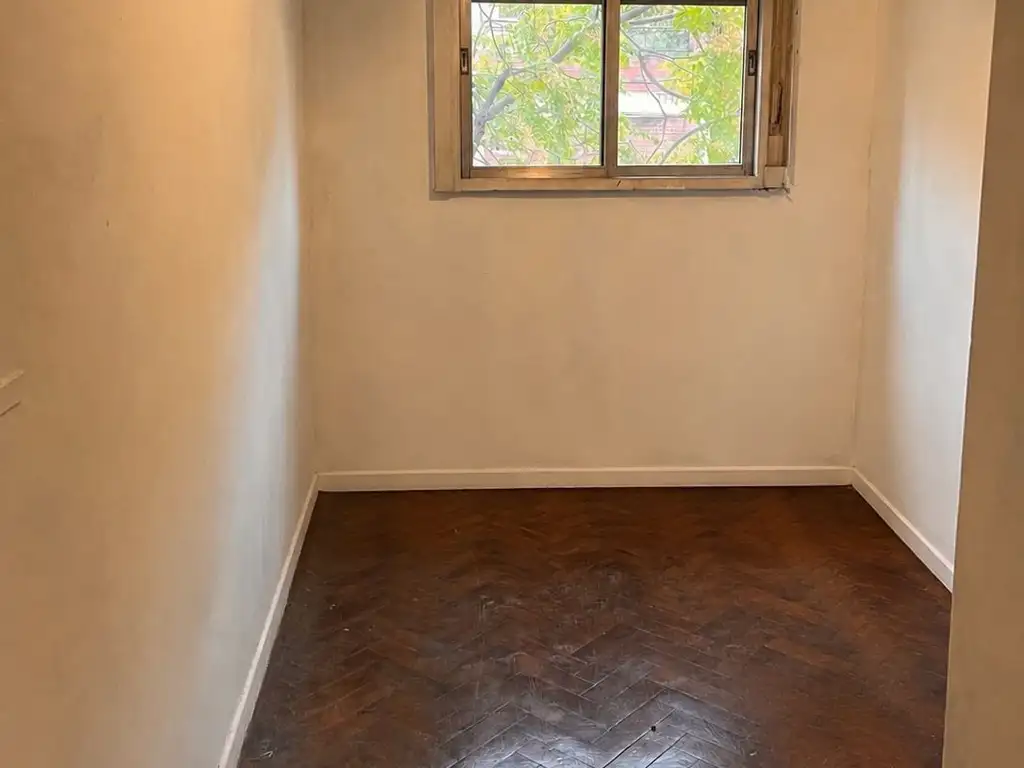 Foto de DEPARTAMENTO 3 AMBIENTES EN ESQUINA BALCON , PATIO Y TERRAZA, imagen 4