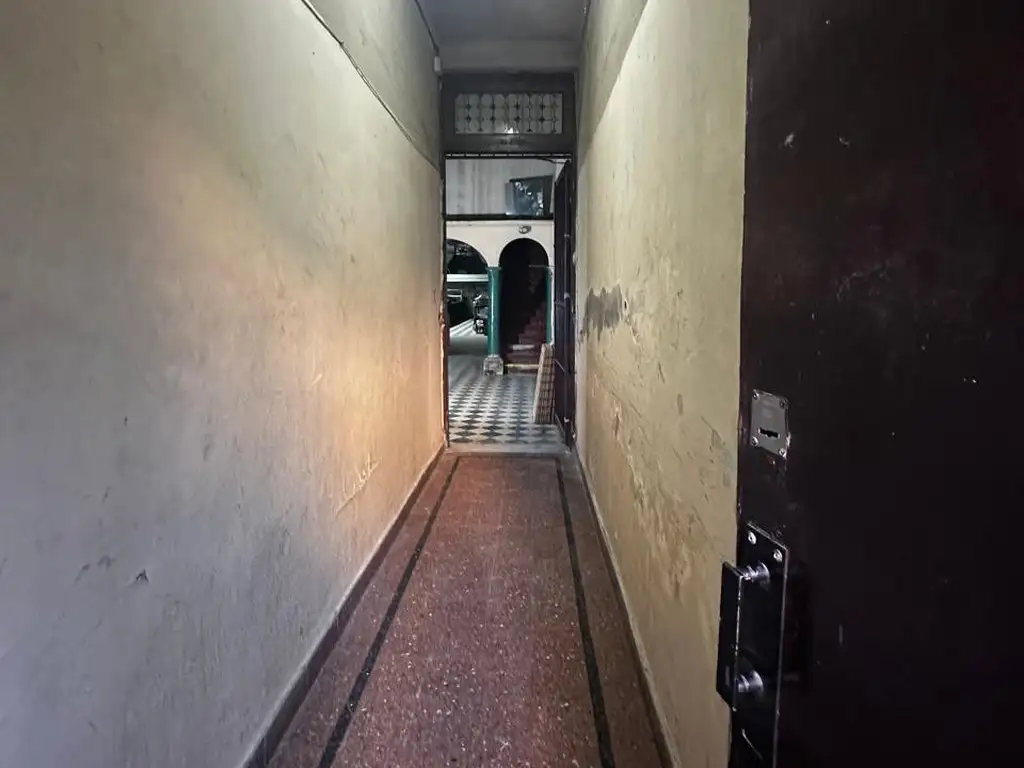 Foto de PROPIEDAD SOBRE LOTE DE 8 X 33, EDIFICABLE PB+5 PISOS+ 2 RETIROS, imagen 5