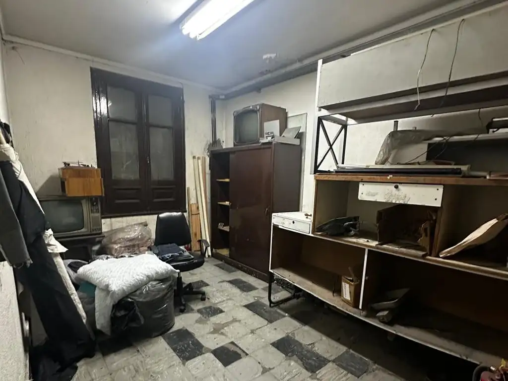 Foto de PROPIEDAD SOBRE LOTE DE 8 X 33, EDIFICABLE PB+5 PISOS+ 2 RETIROS, imagen 4