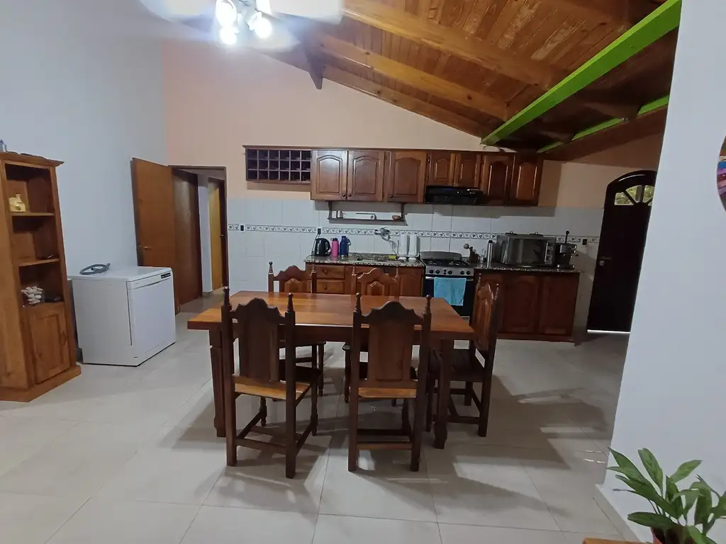 Foto de CASAS - CASA - SAN MARTÍN ESTE-OESTE, PRESIDENTE ROQUE SÁENZ PEÑA, imagen 1