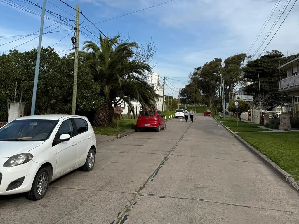 Foto de MAR DEL PLATA | VENTA | LOTE A 100 MTS DEL MAR – ZONA FARO, imagen 2