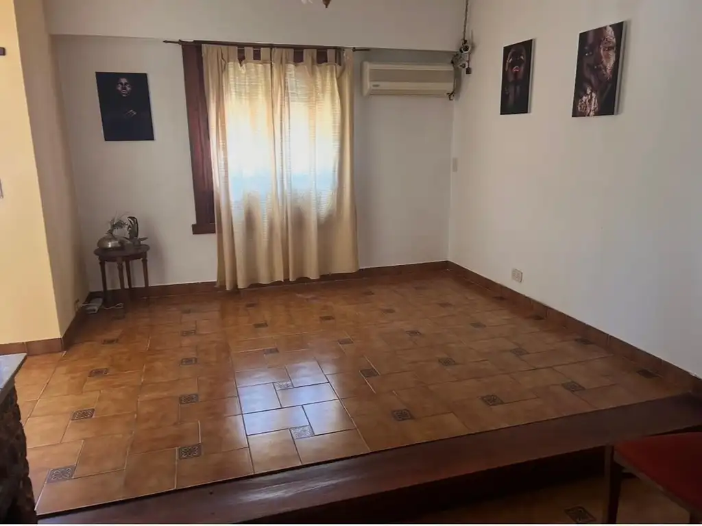 Foto de Casa en venta en Parque Chacabuco, imagen 2