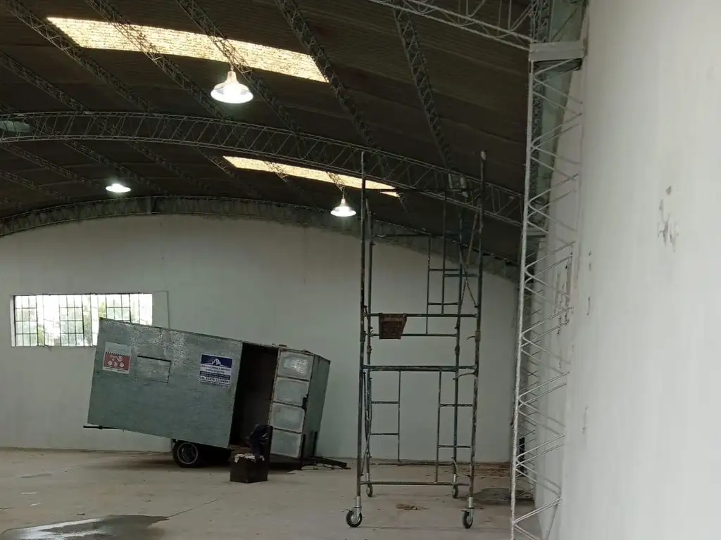 Foto de Alquiler | Galpon | 289 m² | Fray Luis Beltran | Barrio Garibaldi, imagen 4