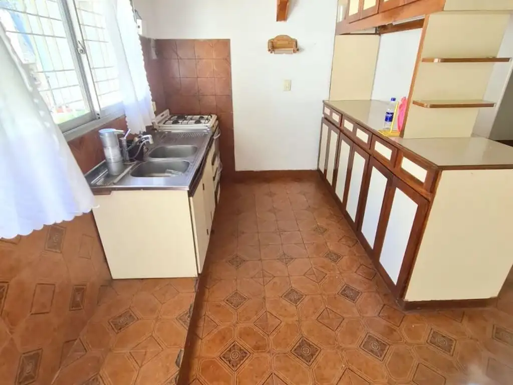Foto de ALQUILER DE CASA 3 AMBIENTES VILLA LYNCH, imagen 5