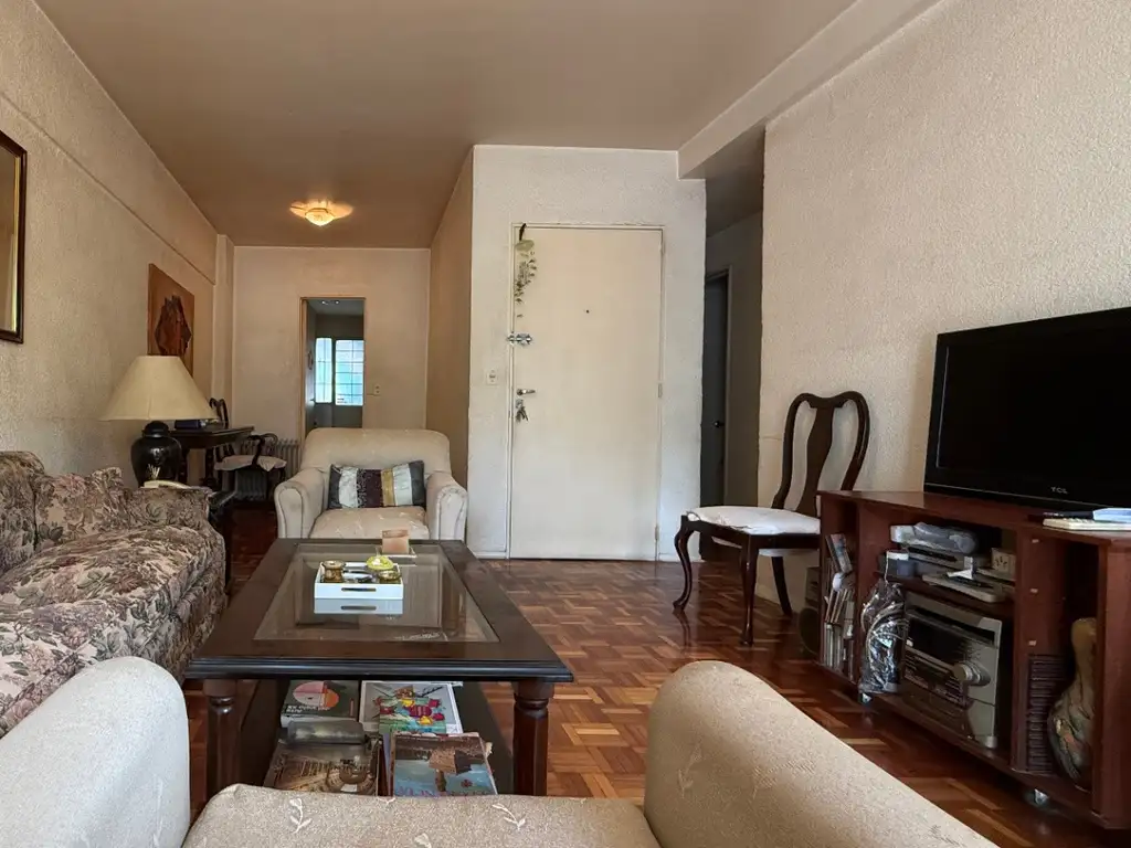 Foto de Departamento de 4 Ambientes con Balcon Aterrazado Orientacion Este!, imagen 1