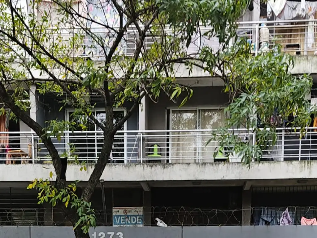 Foto de MONOAMBIENTE AL FRENTE DIVISIBLE CON BALCON 34M2 - BAJAS EXPENSAS, imagen 4