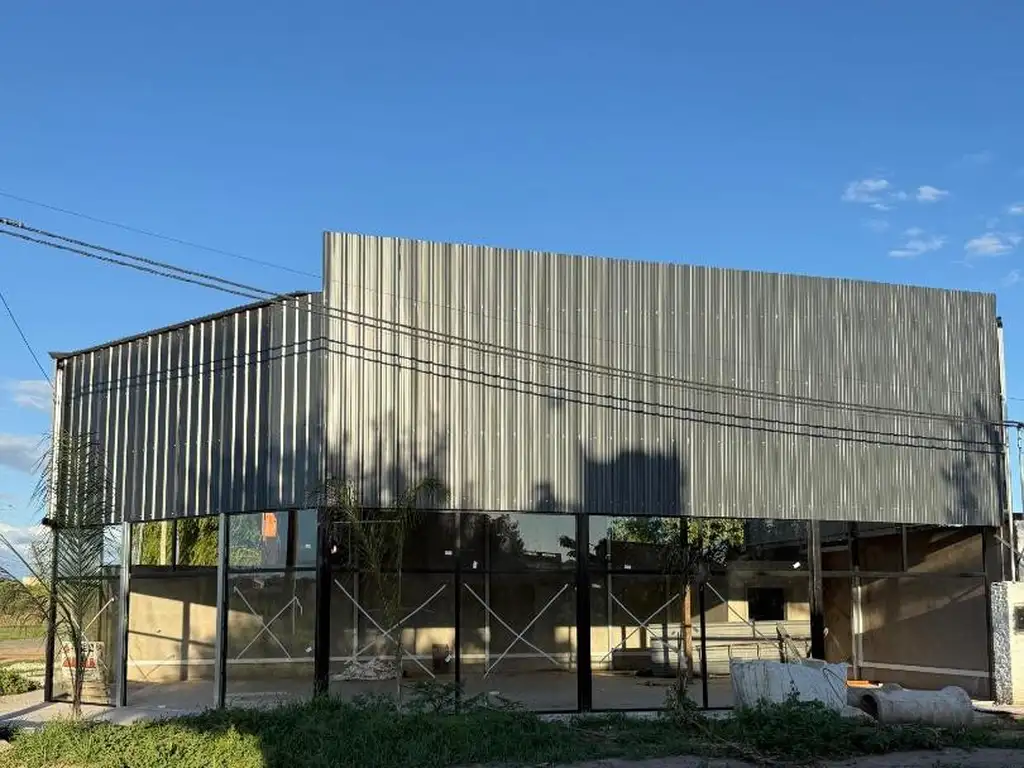 Foto de AMPLIO LOCAL COMERCIAL EN ALQUILER, PUEBLO ESTHER!, imagen 1