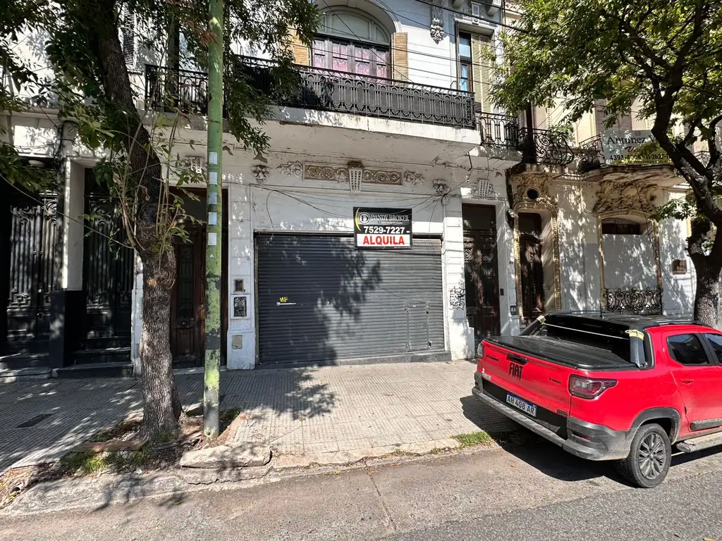 Foto de Local/Deposito En ALQUILER Av. Juan De Garay Barrio San Cristóbal, imagen 1