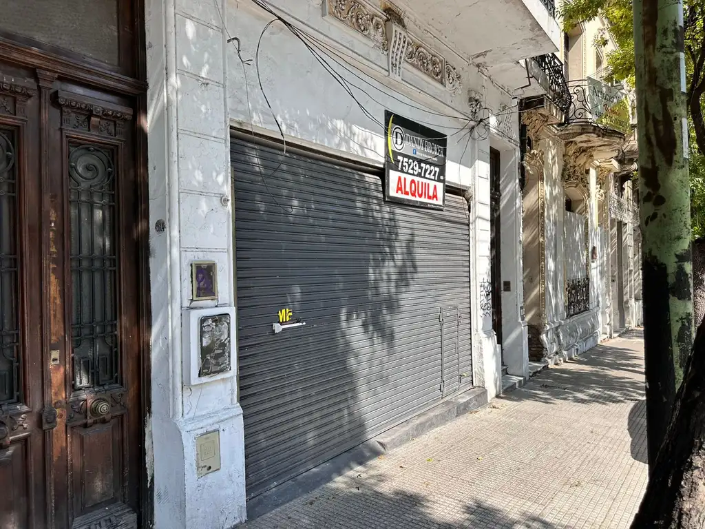 Foto de Local/Deposito En ALQUILER Av. Juan De Garay Barrio San Cristóbal, imagen 4