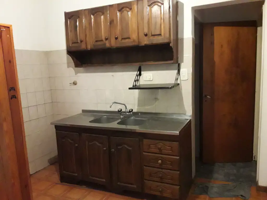 Foto de VILLA BALLESTER – DEPARTAMENTO 2 AMBIENTES AL FRENTE EN ALQUILER, imagen 2