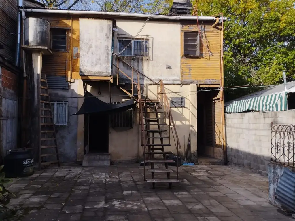 Foto de Terreno c/vivienda precaria a demoler, posibilidad edificio, imagen 3