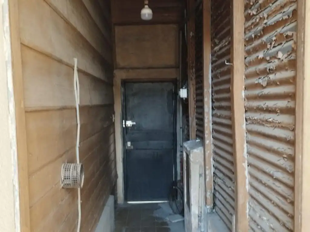 Foto de Terreno c/vivienda precaria a demoler, posibilidad edificio, imagen 4