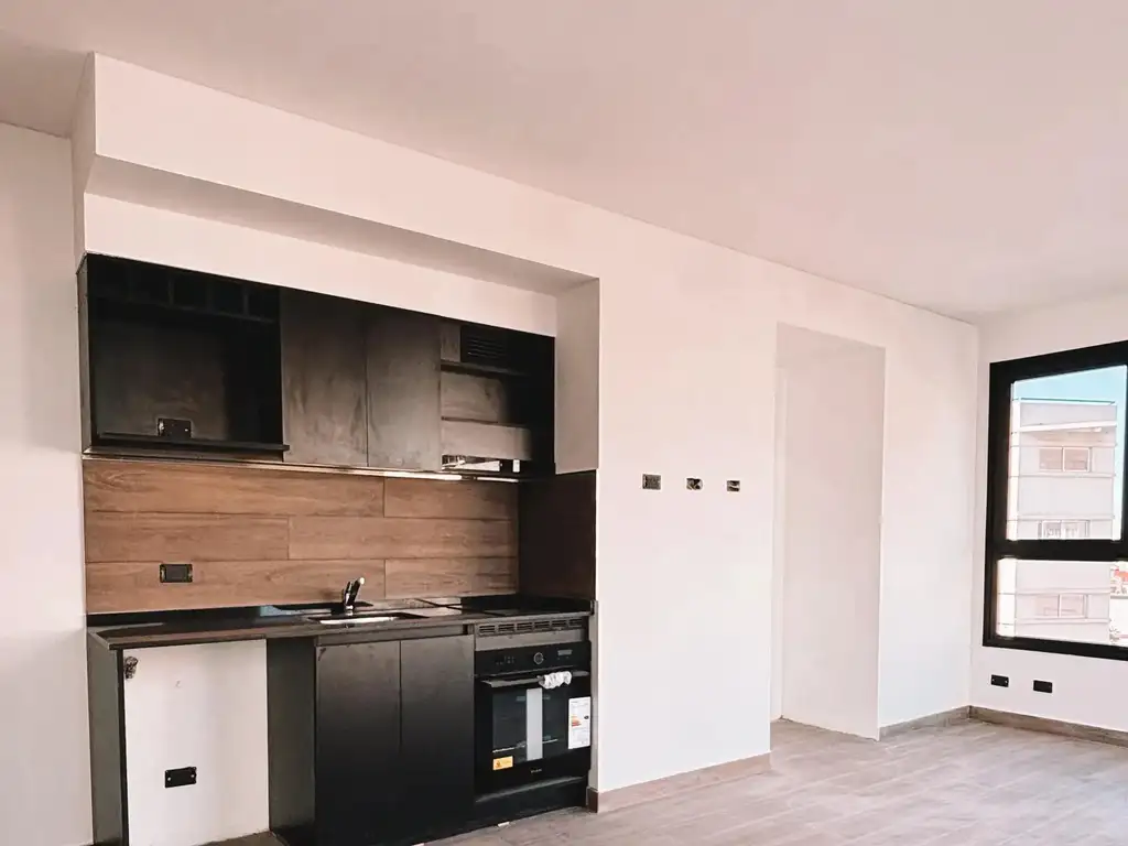 Foto de MONOAMBIENTE EN ALQUILER USO PROFESIONAL, imagen 1