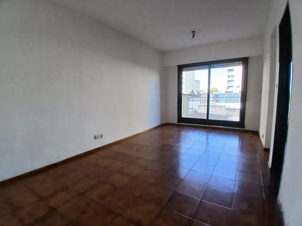 Foto de Departamento Dos Ambientes. Morón Norte, imagen 2