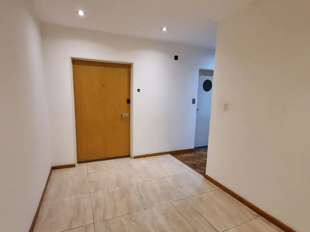 Foto de EXCELENTE DEP.TO DOS AMBIENTES -BAJAS EXPENSAS, imagen 4