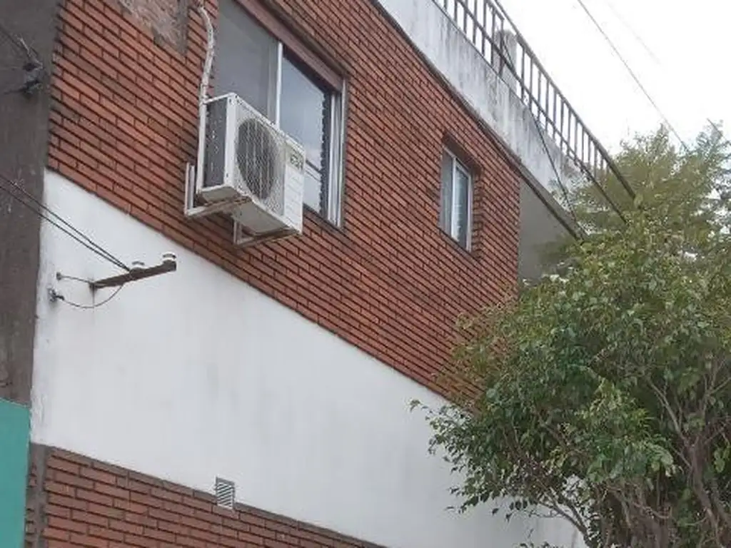 Foto de Departamento 2 Ambientes Alquiler Sarandi, imagen 1