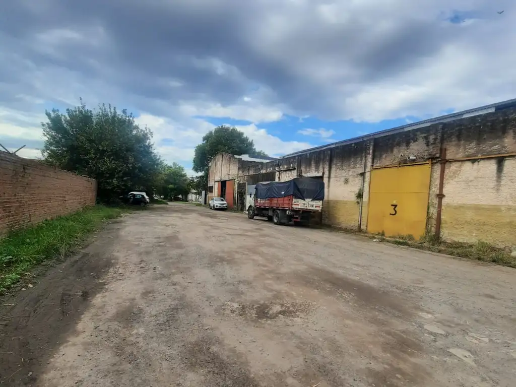 Foto de DEPÓSITO 660 M2, OLEGARIO ESQUINA PAVON., imagen 3
