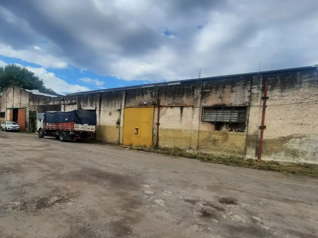 Foto de DEPÓSITO 660 M2, OLEGARIO ESQUINA PAVON., imagen 1