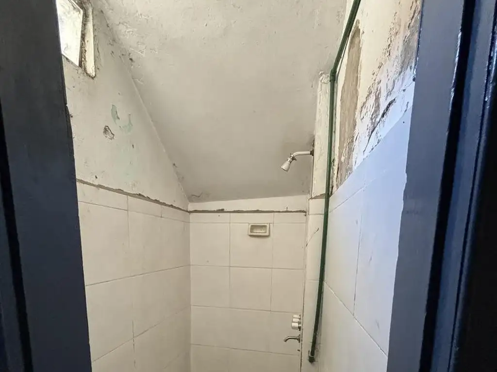 Foto de LOCAL COMERCIAL APTO VARIOS RUBROS, imagen 4