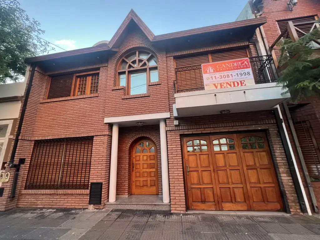 Foto de Casa 5 Ambientes - Venta - Mataderos!, imagen 1