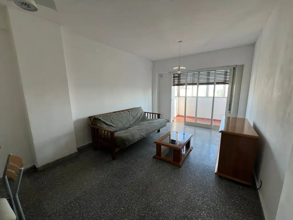 Foto de ALQUILER 7 ENTRE 41 Y 42 DEPARTAMENTO FRENTE, imagen 1