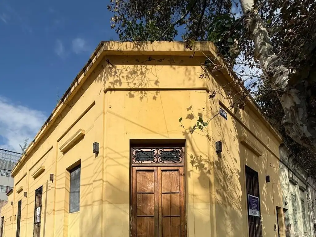 Foto de Esquina estratégica gran visibilidad. Ideal múltiples rubros, imagen 3
