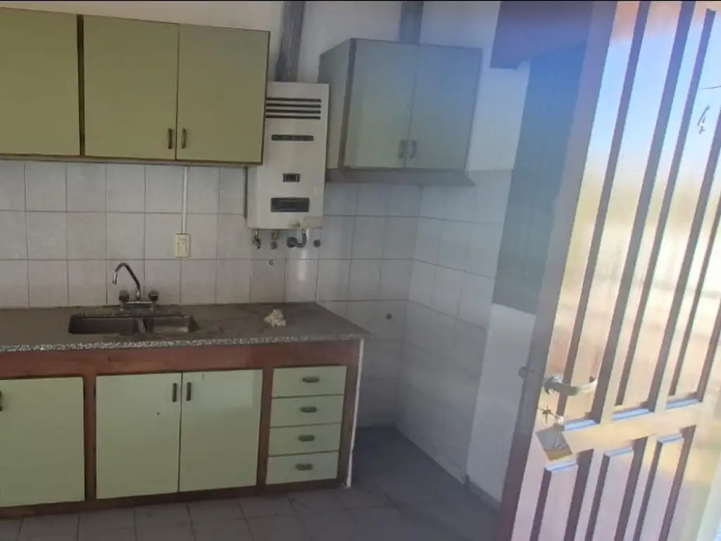 Foto de DEPARTAMENTO 3 AMBIENTES - SALVADOR MARÍA D. CARRIL, RAWSON, imagen 3