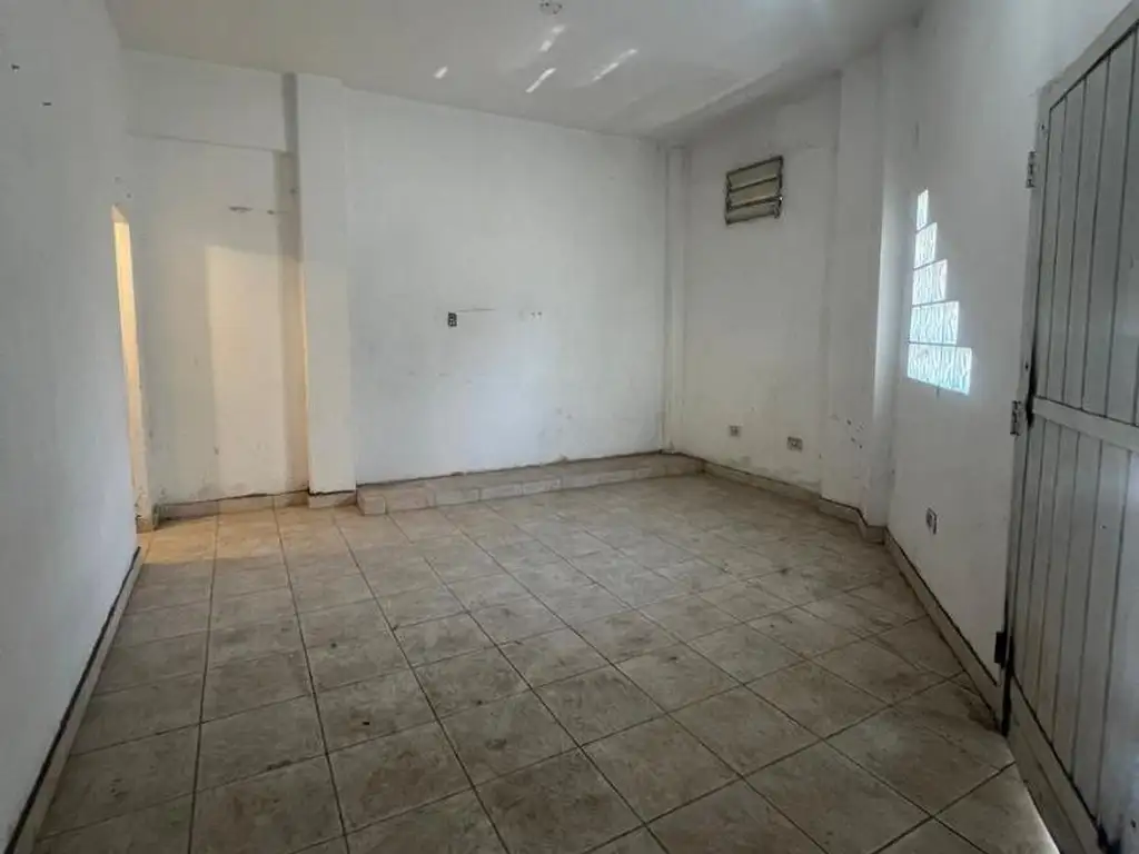 Foto de Venta oficina de 25m2 muy transitada en Mataderos, imagen 5